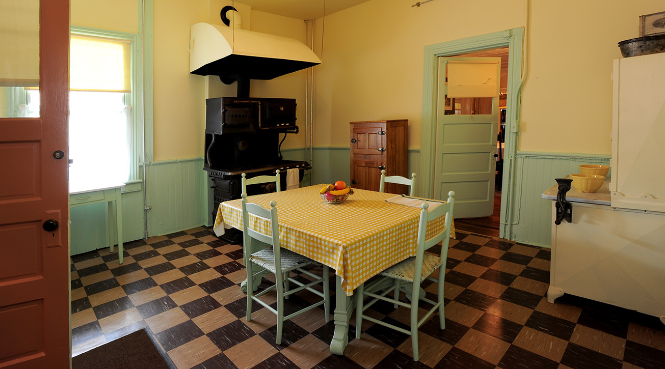 Budget familial sur une table